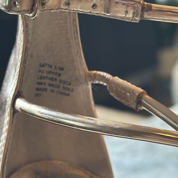 👠 Steve Madden Rose Gold Strappy Stiletto Heels Sz 5.5 - Picture 6 of 6